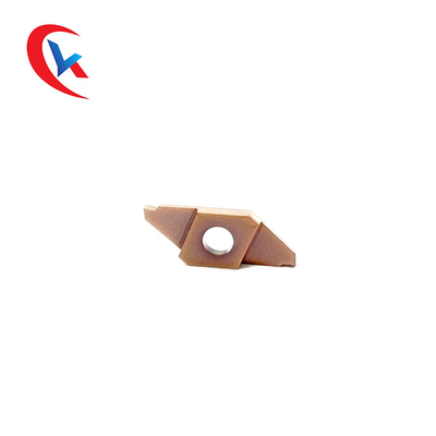 Mảnh dao tiện rãnh cacbua TKF16R200-S có độ cứng HRA 91.8 Màu xám nhạt