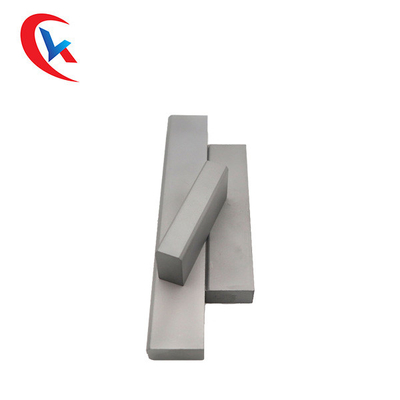 Khoảng trống cacbua hình chữ nhật không viền tùy chỉnh Mang dải Hạt trung bình